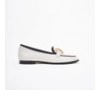 Białe mokasyny damskie